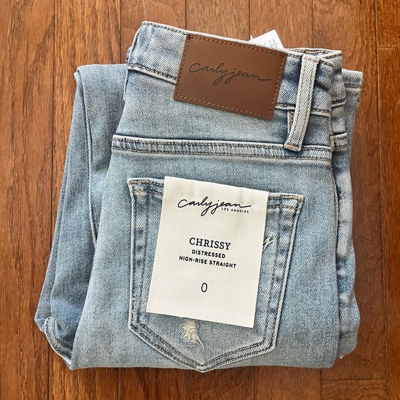 NWT CJLA Chrissy High Rise Distressed Vintage Jeans - Picture 2 of 4